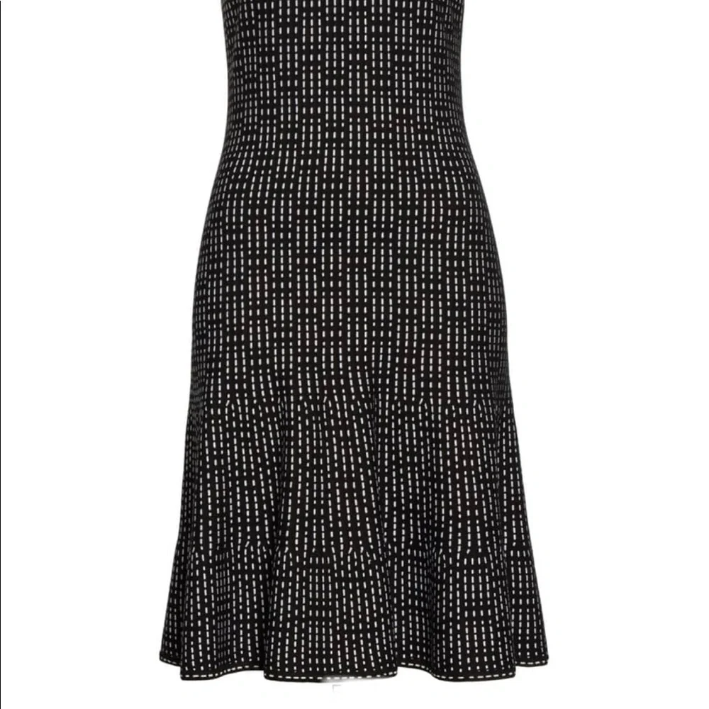 St. John Collection Knit Fit & Flare Dress Size 4 NWT - Picture 9 of 14